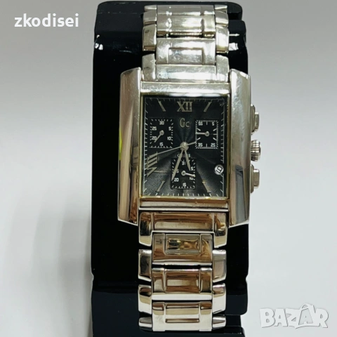 Часовник Guess GG2000