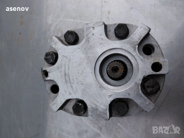 хидравлични помпи, снимка 8 - Други машини и части - 52157373