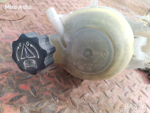 Казанче за антифриз от Ситроен Ц3 2002г, снимка 6 - Части - 42759696