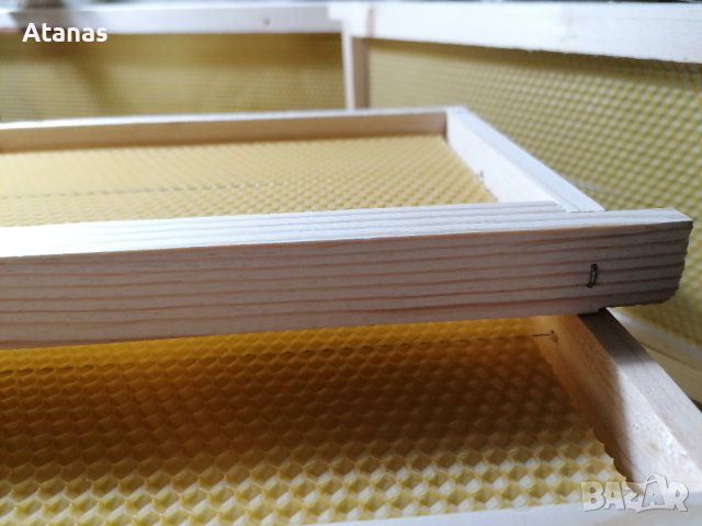 Рамки за пчелни кошери с монтирани восъчни основи , снимка 4 - За пчели - 43999272