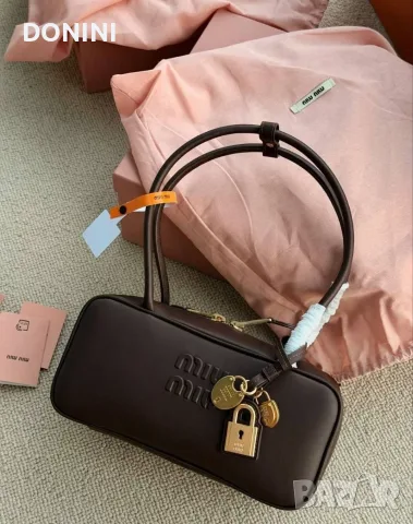 Miu Miu Belair Дамска чанта, кожа, снимка 3 - Чанти - 55985709