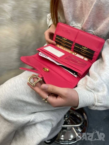 портмонета в кутия christian dior , снимка 3 - Портфейли, портмонета - 51321018