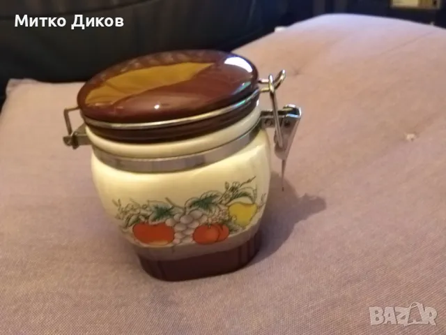 Захарница с метална затварачка керамична отлична, снимка 5 - Аксесоари за кухня - 50414208