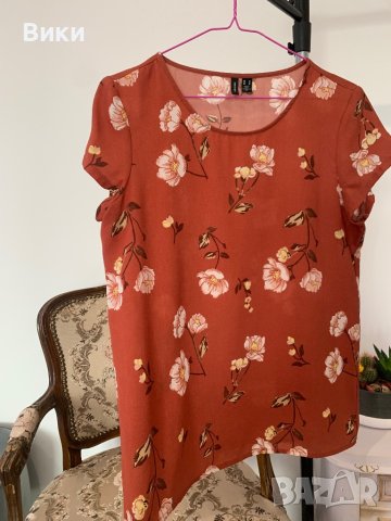 Дамска блуза в размер М, снимка 3 - Тениски - 44479336