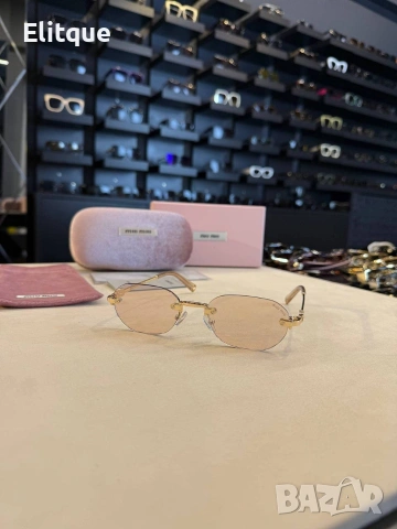 Очила + висок клас калъф + на марката кутия + сертификат + кърпичка miu miu 