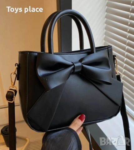 Нова много симпатична малка чанта с панделка, черна чанта 