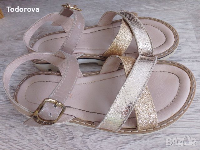 Сандали Gios eppo 32, снимка 3 - Детски сандали и чехли - 40851277