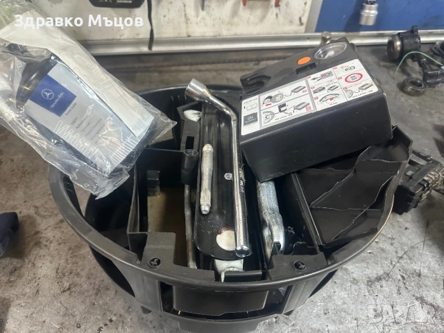 Авариен к-т Mercedes Benz