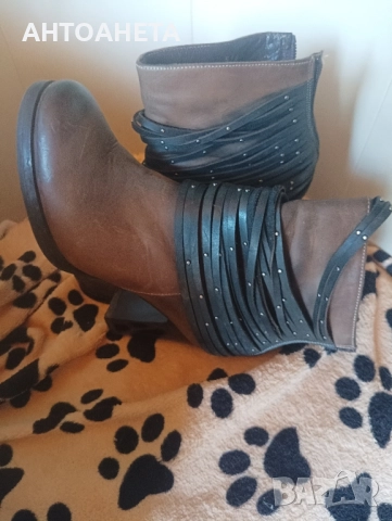Продавам дамски боти от набук, снимка 5 - Дамски боти - 51810176