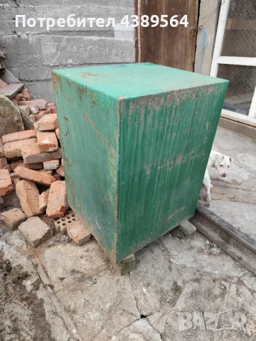 огнеопорна каса, снимка 3 - Други стоки за дома - 50529781