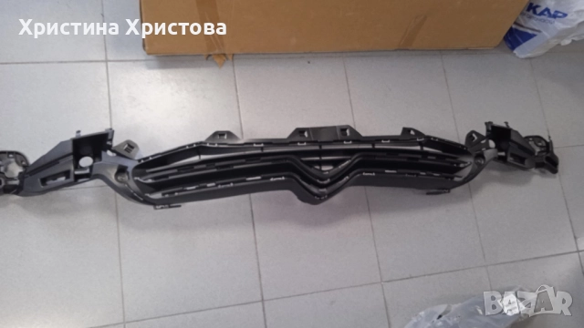 Решетка радиатор Ситроен С 4 7422R3, снимка 7 - Части - 52752032