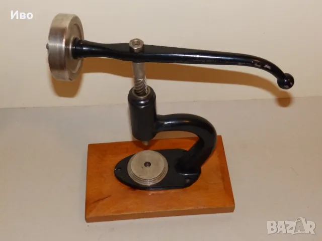 Малка ръчна преса, снимка 3 - Други инструменти - 50375030