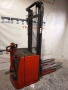 Електрическа палетна количка-стакер LINDE L16, снимка 1
