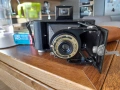 Мехов фотоапарат от края на 1930-те г. Kodak Folding Brownie Six-20 с чанта и филм, снимка 4
