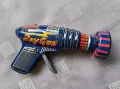 Тенекиена играчка, Лъчев пистолет, "Космически пистолет"JAPON Ray Gun, снимка 1