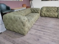 Зелен комплект дивани от плат набук две тройки тип Честърфийлд, снимка 5