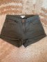 Дамски къси панталонки с висока талия H&M , снимка 1 - Къси панталони и бермуди - 32050448