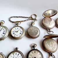Стари часовници, снимка 4 - Антикварни и старинни предмети - 44688728