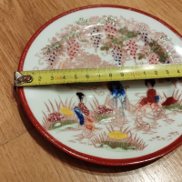 Красива порцеланова чиния от Китай., снимка 2 - Колекции - 44707581