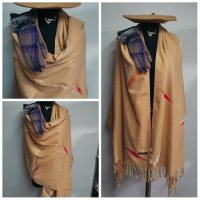 Луксозен комплект съдържащ : Кашмирен шал, елегантни ръкавици , барета и подарък брошка, снимка 7 - Шалове - 38968876
