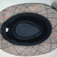 Карирана шапка тип Трилби , снимка 5 - Шапки - 31647746