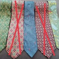 Италиански копринени вратовръзки с орнаменти , снимка 2 - Други - 40141142