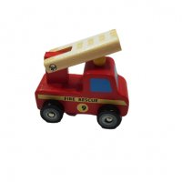 Играчка количка, Пожарна, Дървена, Червена, 10х5 см, снимка 1 - Коли, камиони, мотори, писти - 37743056
