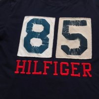 Tommy Hilfiger отговаря на S размер Мъжка Тениска, снимка 2 - Тениски - 29649885