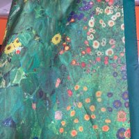 Копринен шал  с репродукция на картина на Gustav Klimt, снимка 12 - Шалове - 37483227