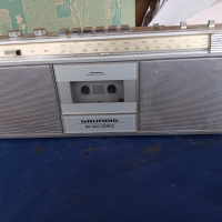 GRUNDIG RR 340 Радиокасетофон, снимка 1 - Радиокасетофони, транзистори - 44589934