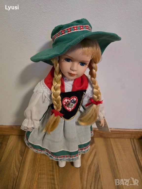Порцеланова кукла Heidi, снимка 1