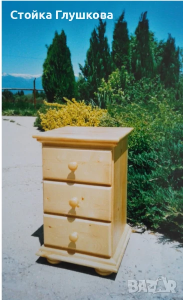 Нощно шкафче, изработено от бял бор, снимка 1