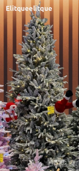 Коледна елха с вградени лампички по връхчетата, снимка 1