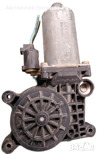 Моторче за стъклоповдигач за BMW E46 заден ляв Bosch ,0130821727, снимка 1