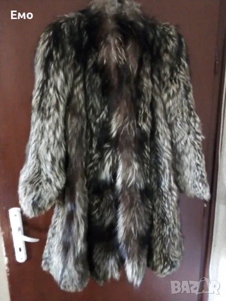 Лукс и Класа! - Уникално отлично запазено дамско кожено палто от сибирска лисица!, снимка 1