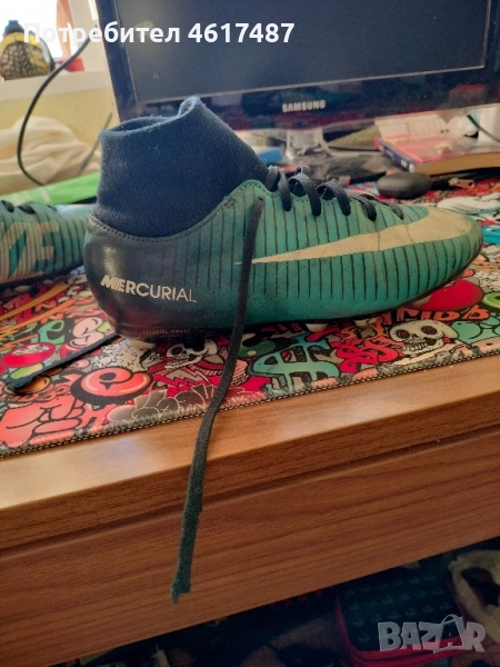 Бутони за футбол , снимка 1