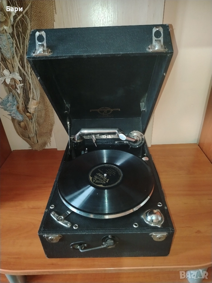 Грамофон Columbia 201 от 20-те години на ХХвек, снимка 1