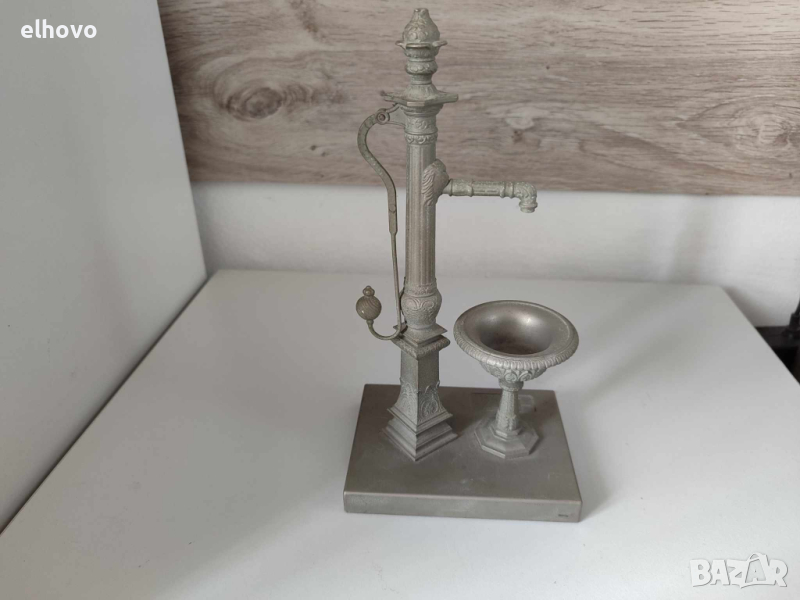 Градински фонтан, статуетка от метал, снимка 1