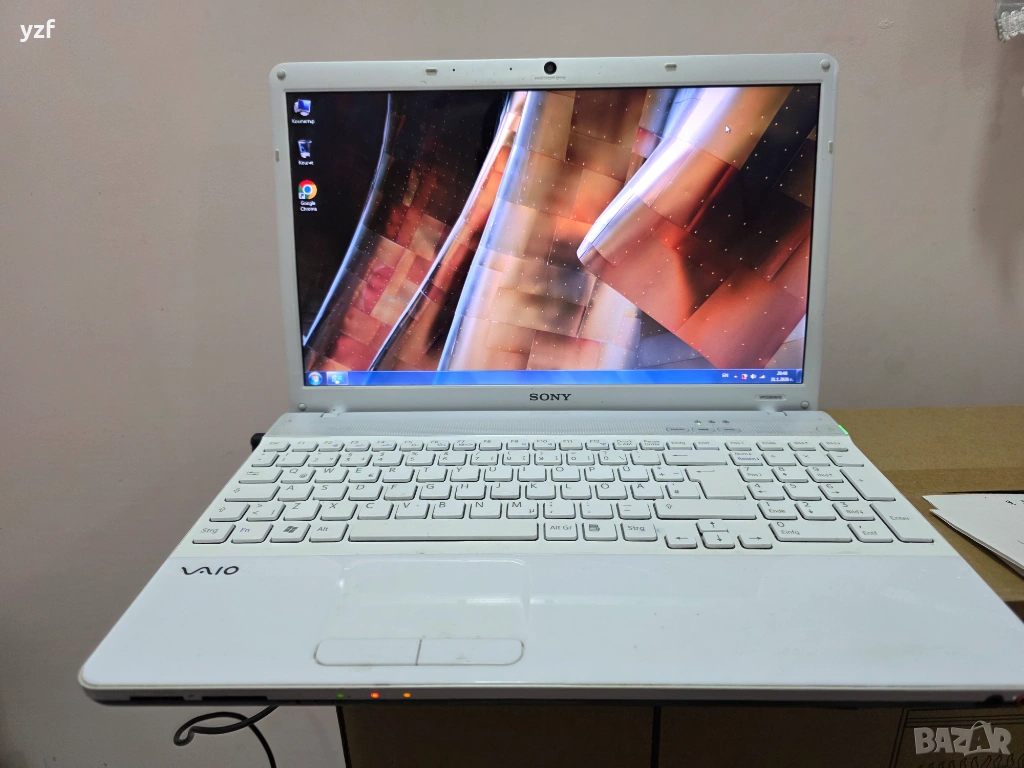 Sony Vaio VPCEB3M1E 15,6 инча, снимка 1