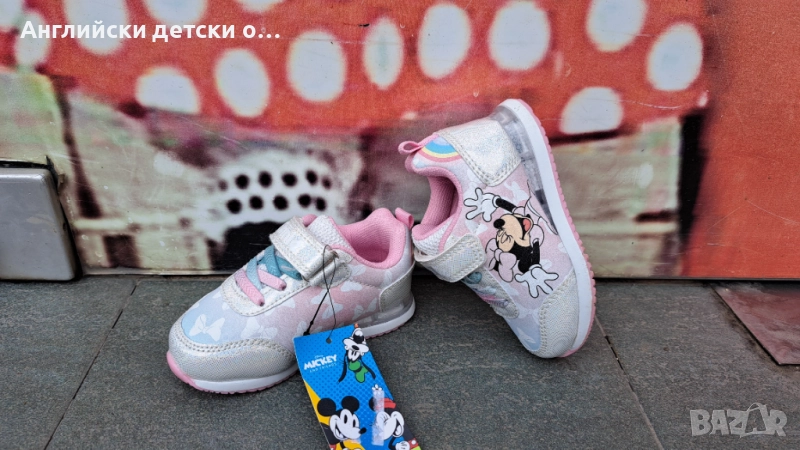 Английски детски светещи маратонки с Мини Маус, снимка 1