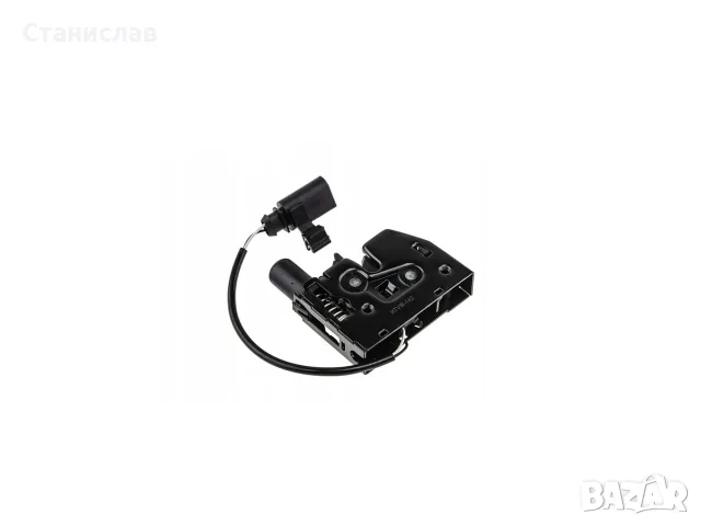 Машинка за заключване на преден капак за Audi – 4G0823509