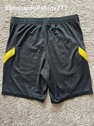 Мъжки футболни къси паталонки Найк Рома, снимка 2 - Спортни дрехи, екипи - 54220363