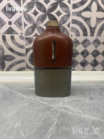 Старинна бутилка 1920 г.