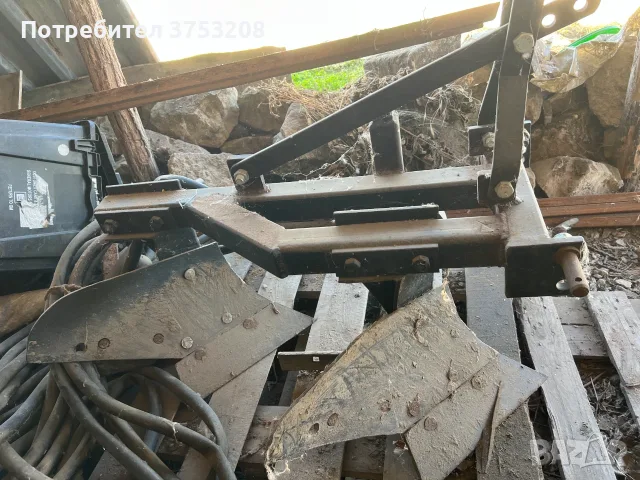 Японски трактор Iseki TX1500F, снимка 14 - Селскостопанска техника - 56456801