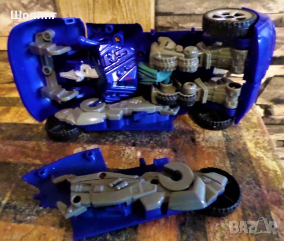 Трансформираща се Кола-робот, Трансформър