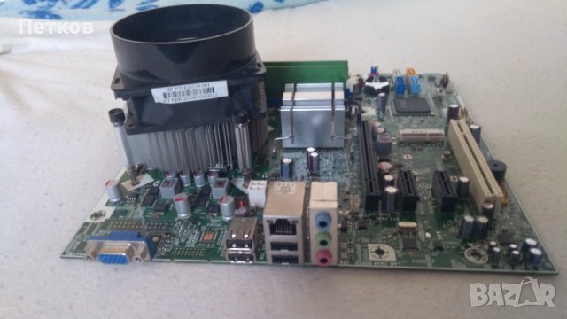 дъно Foxconn N15235 Motherboard, с процесор и 2 броя RAM 512 МВ, снимка 1