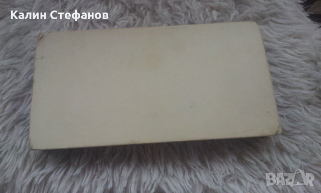 Ретро кутия забонбони картонена с две капачета, снимка 4 - Антикварни и старинни предмети - 30838852
