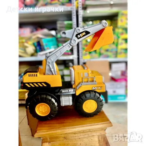 Камион багер зелен/оранжев, голяма строителна машина, снимка 2 - Коли, камиони, мотори, писти - 50226410