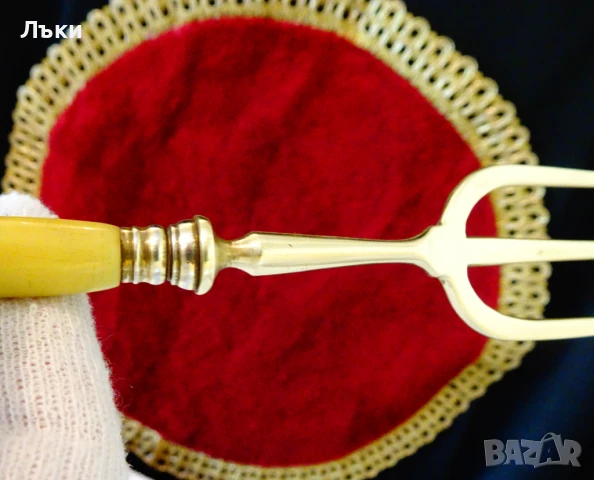 Бронзова вилица,тризъбец,каталин. , снимка 4 - Антикварни и старинни предмети - 50689747