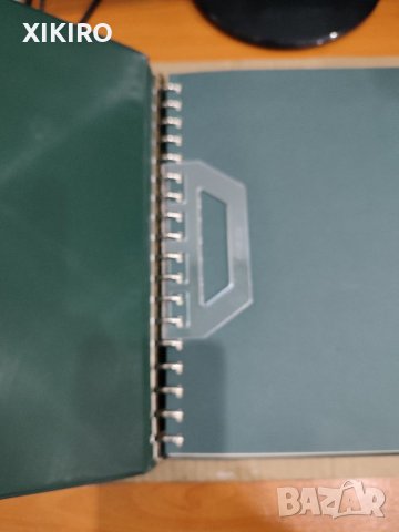 Продавам класьор с пощенски марки., снимка 3 - Филателия - 38829787